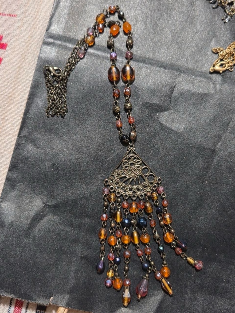 Vintage-Inspired Amber Beaded Fringe Pendant Necklace - Women Jewelry